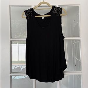 Old Navy black sleeveless tank